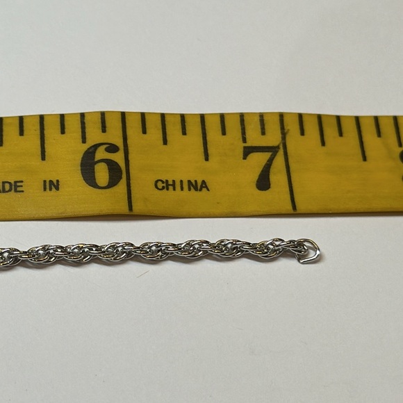 Vintage speidel USA silver tone bracelet with ski and boot - Picture 6 of 7